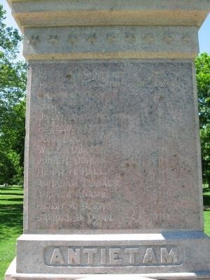 Guilford Soldier's Monument image. Click for full size.