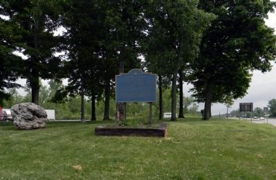 Wide view of the Niagara Frontier Marker image. Click for full size.