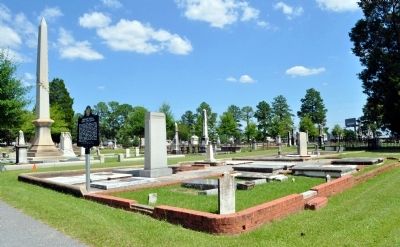 Brigadier General Henry Lewis Benning Marker and the Benning Family Plot image. Click for full size.