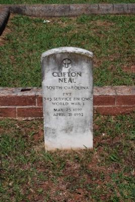 Clifton Neal Tombstone image. Click for full size.