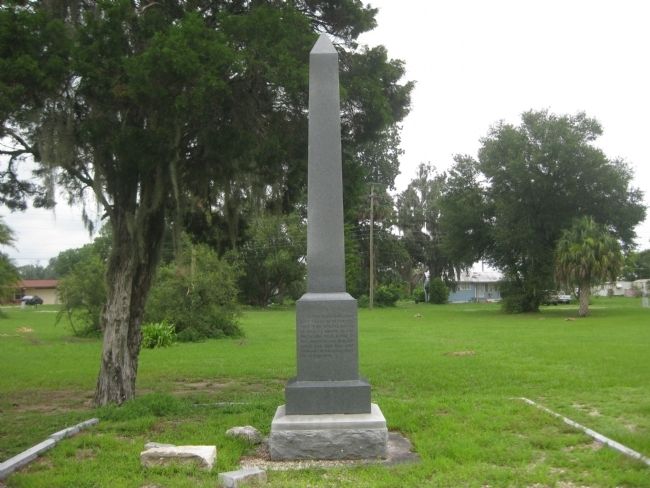 Willoughby Tillis Battle Monument image. Click for full size.