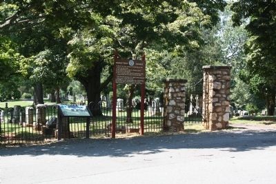 Warrenton Cemetery Marker at Entrance image. Click for full size.