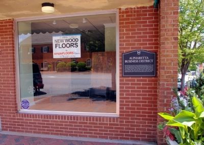 Alpharetta Business District Marker image. Click for full size.