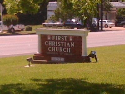 First Christian Church of Lufkin sign on S. First Street image. Click for full size.