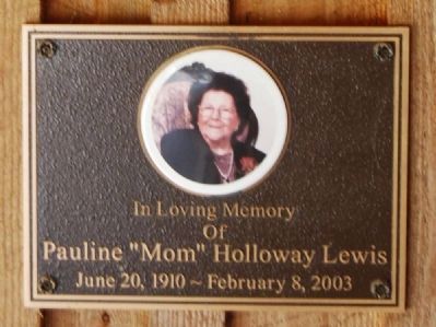 Pauline "Mom" Holloway Lewis<br>June 20, 1910 - February 8, 2003 image. Click for full size.