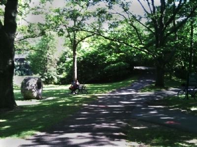 Curtis Point Marker as seen facing north along the Canal Towpath Trail image. Click for full size.