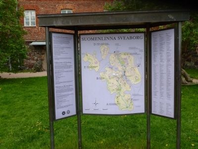 <i>Suomenlinna-Sveaborg</i>:Tourist map of the restored, five-island, image. Click for full size.