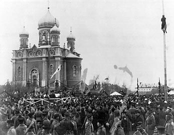 <i>Kirkkopuisto</i> - the Russian garrison celebrating their church's centennial.. Click for full size. <i>Kirkkopuisto</i> - the Russian garrison celebrating their church's centennial. image. Click for full size.