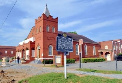 Friendship Baptist Church and Marker image. Click for full size.