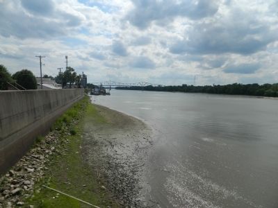 Sangamon River at Beardstown image. Click for full size.