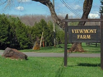 Viewmont Farm Sign. Click for full size. Viewmont Farm Sign image. Click for full size.