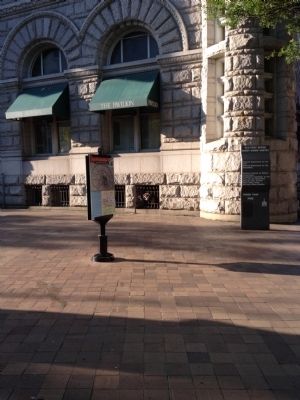 Preserving the Past Marker in front of the Old Post Office image. Click for full size.