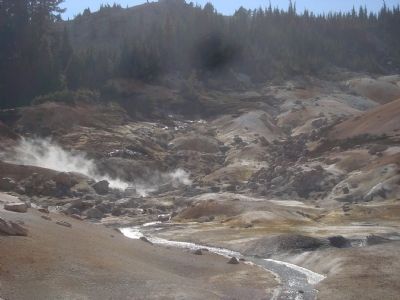 Bumpass Hell, fumaroles image. Click for full size.