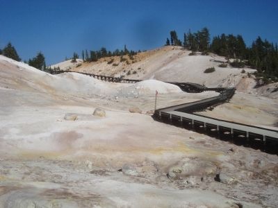Bumpass Hell image. Click for full size.