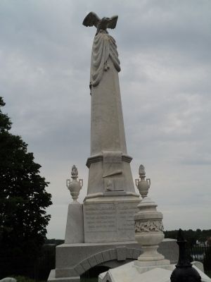 Grave of Andrew Johnson image. Click for full size.