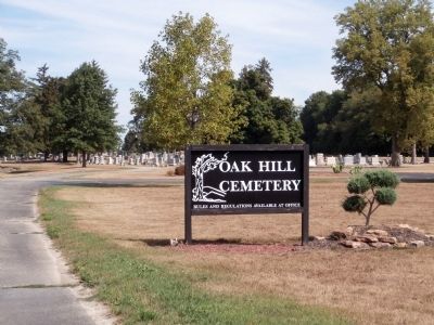 Sign - - " Oak Hill Cemetery ". Click for full size. Sign - - " Oak Hill Cemetery " image. Click for full size.