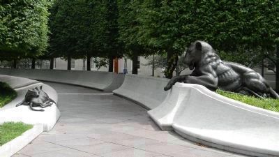 National Law Enforcement Officers Memorial - the east side pathway with a bronze lion (right) image. Click for full size.