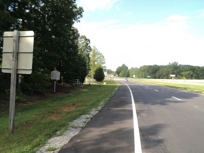 Marker at Virginia / North Carolina Border image. Click for full size.