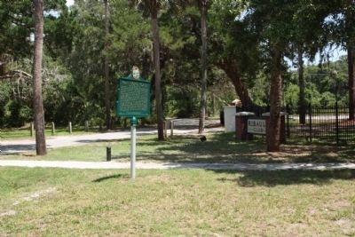 Fort George Island Marker near the north end of Fort George Road image. Click for full size.