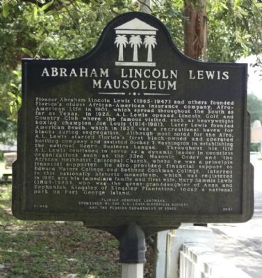 Abraham Lincoln Lewis Mausoleum Marker image. Click for full size.