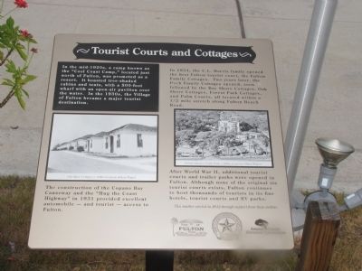 Tourist Courts and Cottages Marker image. Click for full size.
