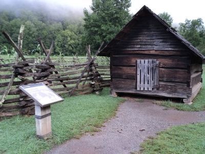 Marker and Corn Crib at the Mountain Farm Museum image. Click for full size.