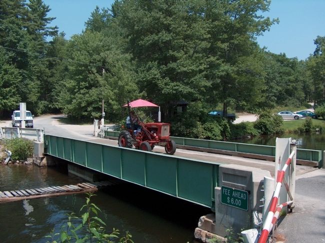Songo Lock Swing Bridge: Open for State Park Road Traffic image. Click for full size.