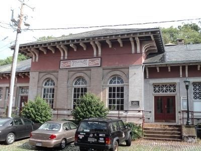 Staunton Train Station image. Click for full size.