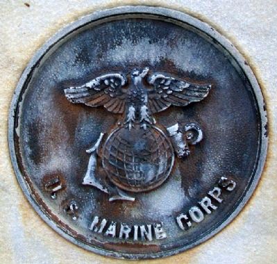 World War Memorial USMC Medallion image. Click for full size.