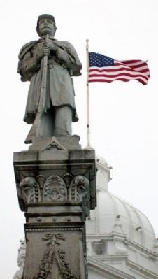 Civil and Spanish-American Wars Memorial Statue image. Click for full size.