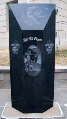 Veterans Memorial Pillar image. Click for full size.