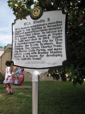 RCA Studio B Marker. Click for full size. RCA Studio B Marker image. Click for full size.