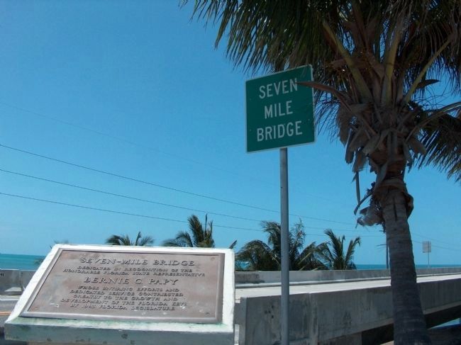 Seven-Mile Bridge Sign image. Click for full size.