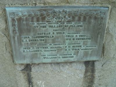 Back of Monument. Click for full size. Back of Monument image. Click for full size.