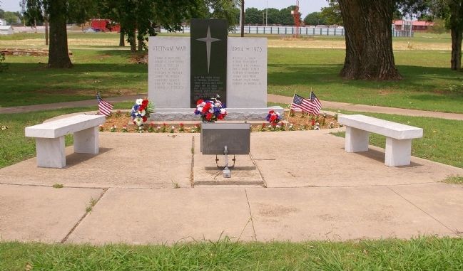 Vietnam War Monument. Click for full size. Vietnam War Monument image. Click for full size.