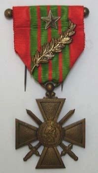 The Croix de guerre 1939–1945 (War Cross 1939–1945) image. Click for full size.