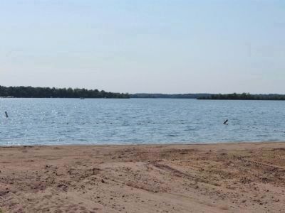 Beach at Lake Minnetonka's Cooks Bay image. Click for full size.