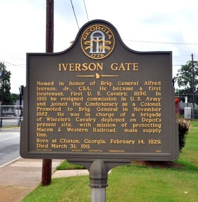 Iverson Gate Marker image. Click for full size.