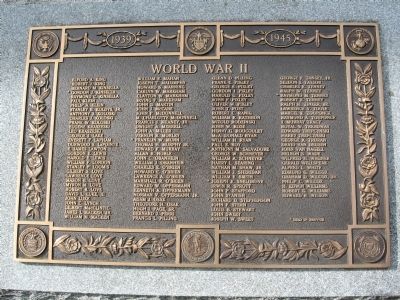 Stockbridge World War II Monument image. Click for full size.
