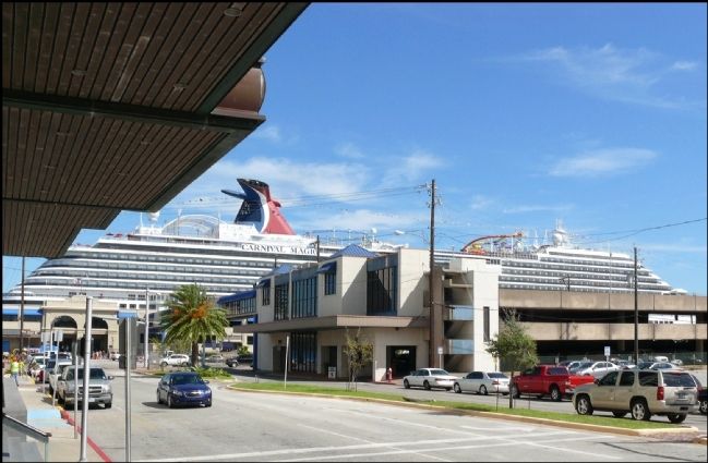 Cruse Ships Dock Near This Train Station image. Click for full size.