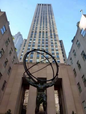 <i>Atlas</i>: art deco sculpture by Lee Laurie (1937) image. Click for full size.
