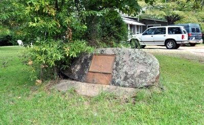 Old McIntosh Road Marker. Click for full size. Old McIntosh Road Marker image. Click for full size.