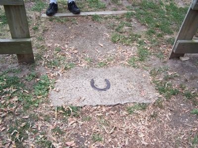 Horseshoe at the front walkway image. Click for full size.