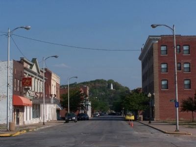 View down Main Street, Hannibal image. Click for full size.