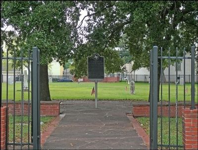 Founders Memorial Park Cemetery Entrance image. Click for full size.
