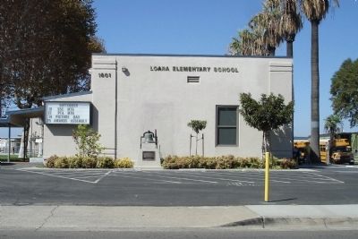 View of Loara Elementary School with bell in front image. Click for full size.