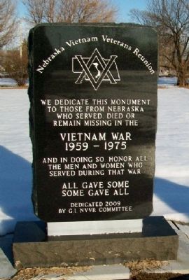 Vietnam War Memorial Monument image. Click for full size.