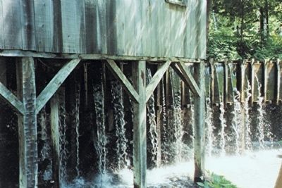 Saw Mill Waterfall image. Click for full size.
