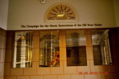 Old State House Plaques can be seen at entrance of Old State House. image. Click for full size.