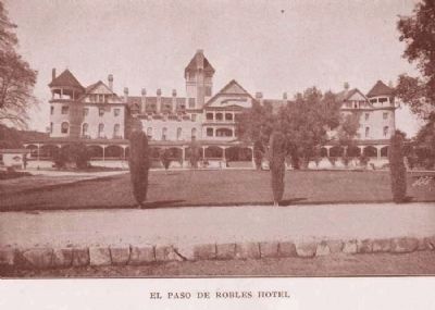 Postcard View of Hotel El Paso de Robles image. Click for full size.